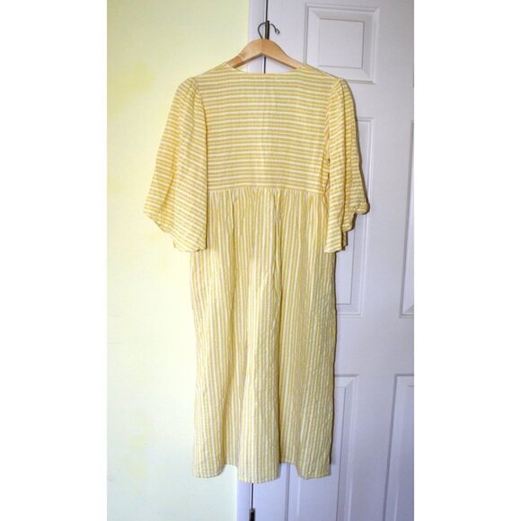 Traffic People Striped Yellow Cozy Midi dress Size M shapeless grandma core - Picture 4 of 11